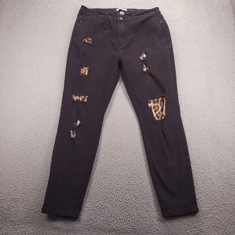JUDY BLUE Jeans Size 1XL Skinny Fit Leopard Patch Black Stretch Denim - Picture 1 of 14